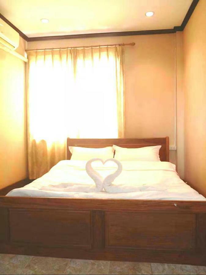 Green Land Hotel Ban Nongdouang Dış mekan fotoğraf